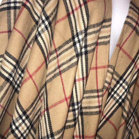 OSFM Classic plaid shawl - Picture 2 of 4